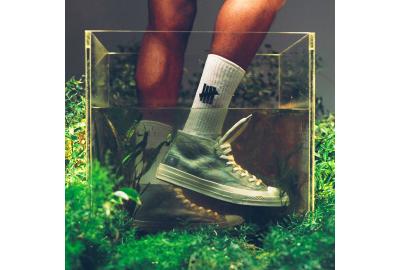 Converse x UNDEFEATED “Half Chuck 70” (3,390 THB)